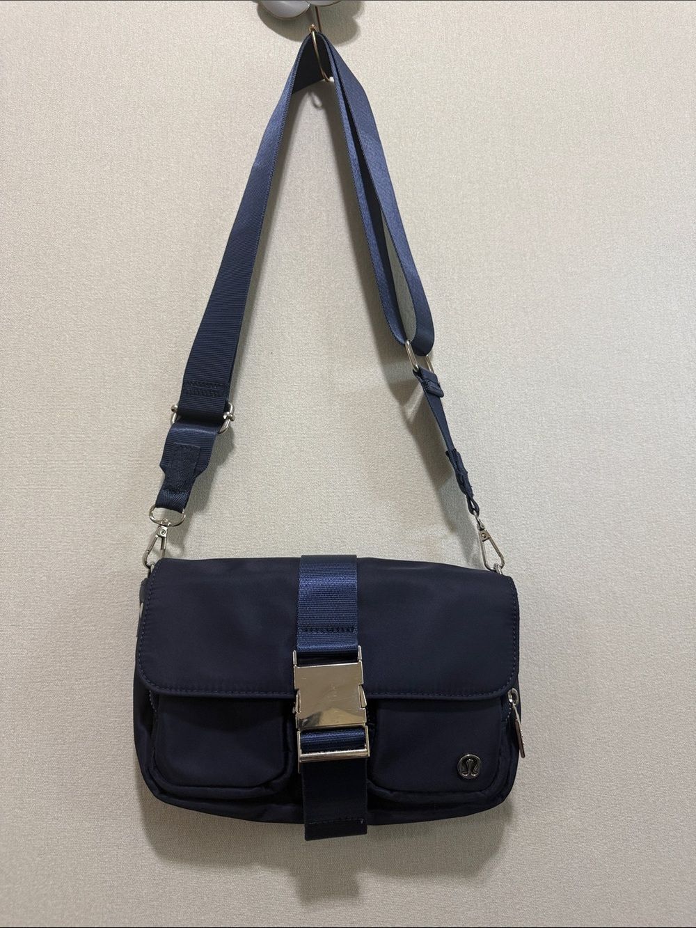 lululemon athletica 3L Navy Crossbody Bag with Silver Hardware